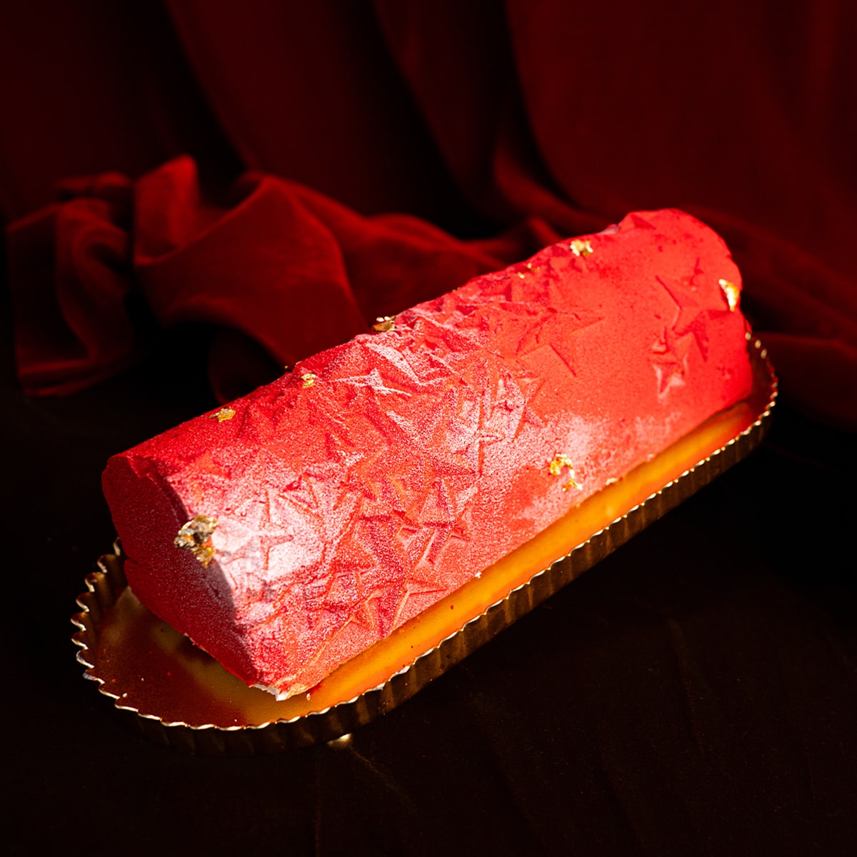 delicate-rougesse-buche-2-min